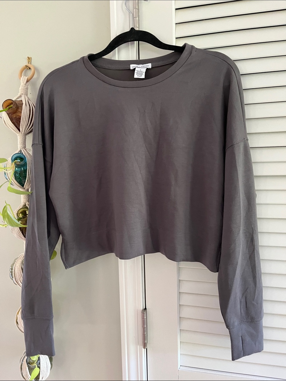 Cropped Crewneck in Charcoal Gray